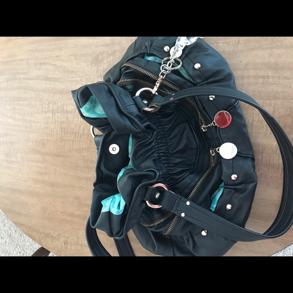 Purse - Picture 2 of 8